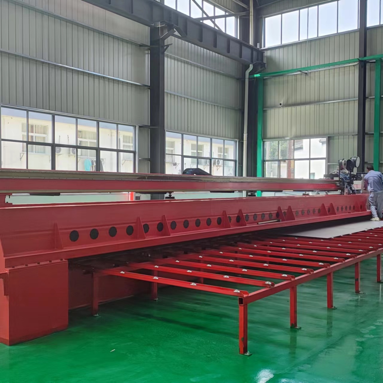 14米自动（洁净）焊接装置